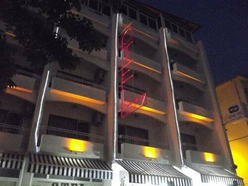 Гостиница Ozsoy Hotel в Эдремите
