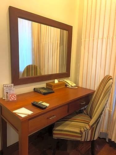 Фото Athena Hotel