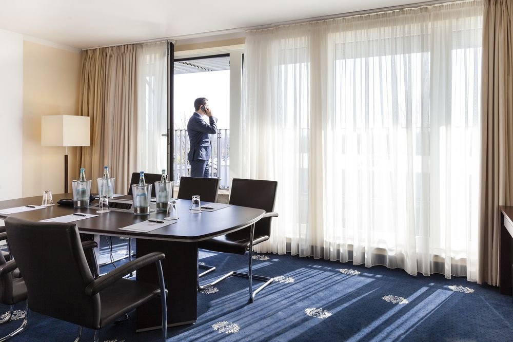 Фото Hotel Vier Jahreszeiten Starnberg