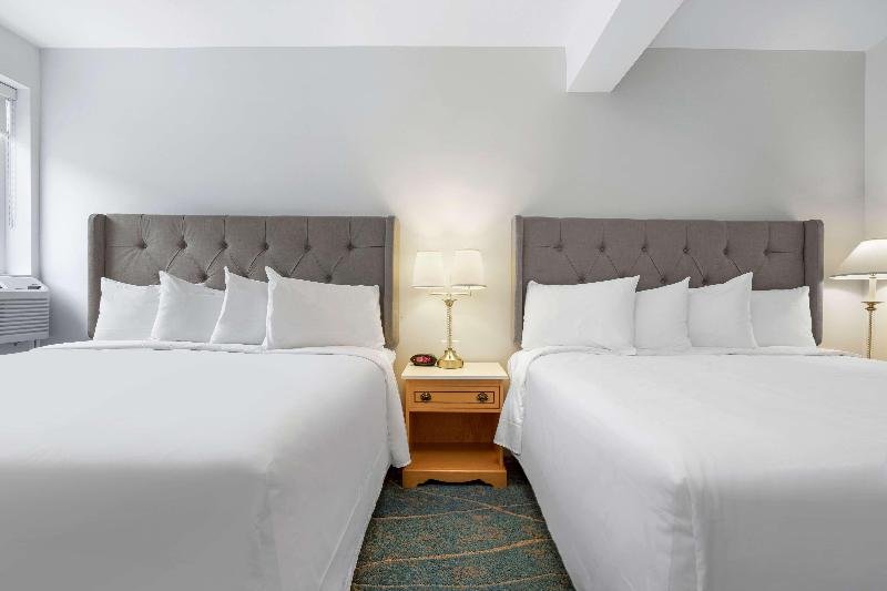 Фото Crown Columbia Hotel, Bw Premier Collection