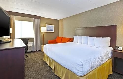 Фото Clarion Inn Seekonk - Providence