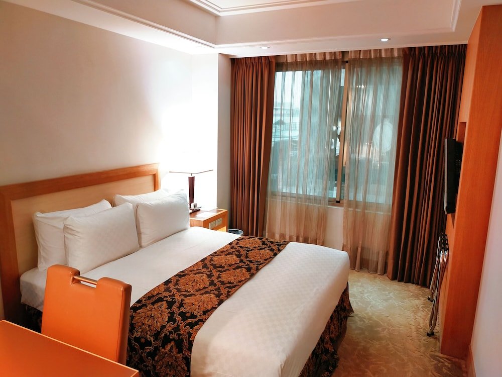 Фото Golden China Hotel