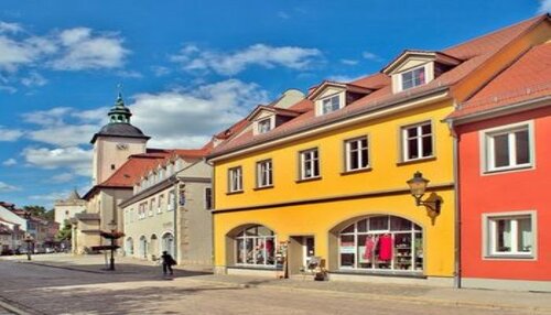 Внешний вид отеля Pension und Ferienwohnung Onkel Ernst в Наумбурге (Зале), фото 1