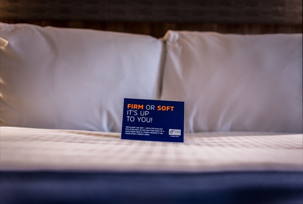 Фото Holiday Inn Express Preston - South, an Ihg Hotel