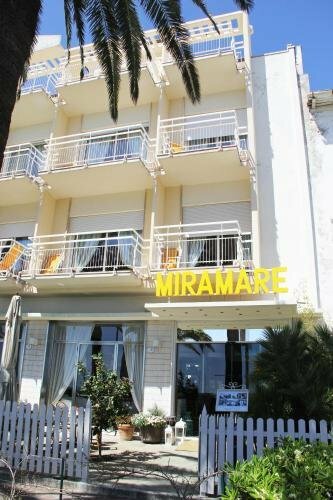 Гостиница Hotel Miramare в Диано-Марине