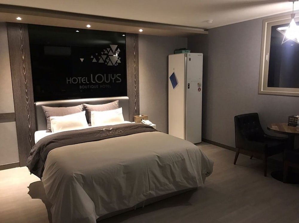 Фото Hotel Louys