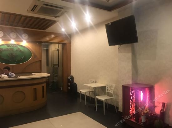 Фото Nouveau Happy Inn