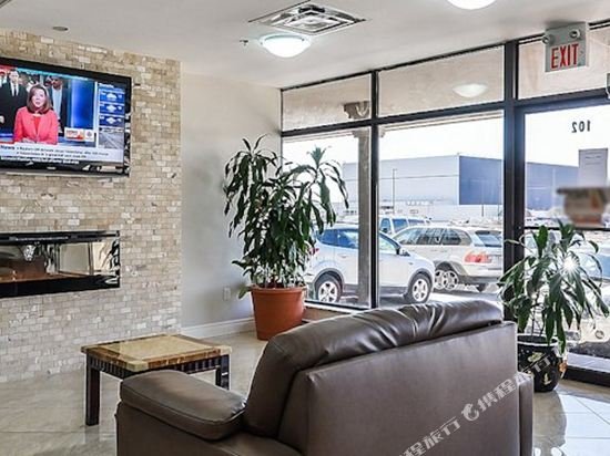 Фото Nu Hotel Toronto