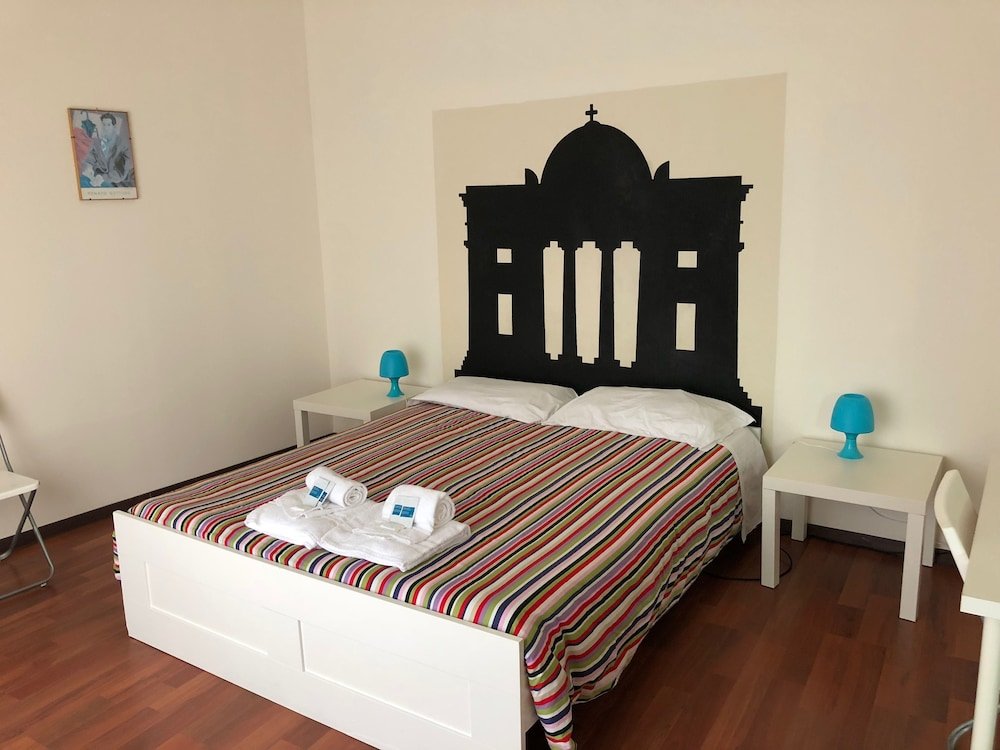 Фото Castelnuovo Rooms & Breakfast