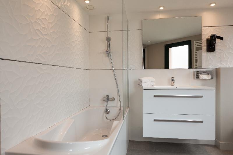 Фото The Originals Boutique, Hotel La Chaussairie, Rennes