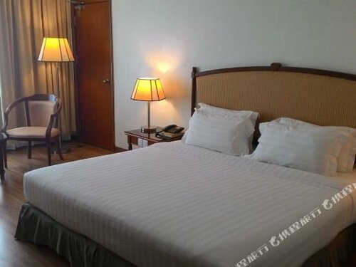 Гостиница Oriental Crystal Hotel Kajang