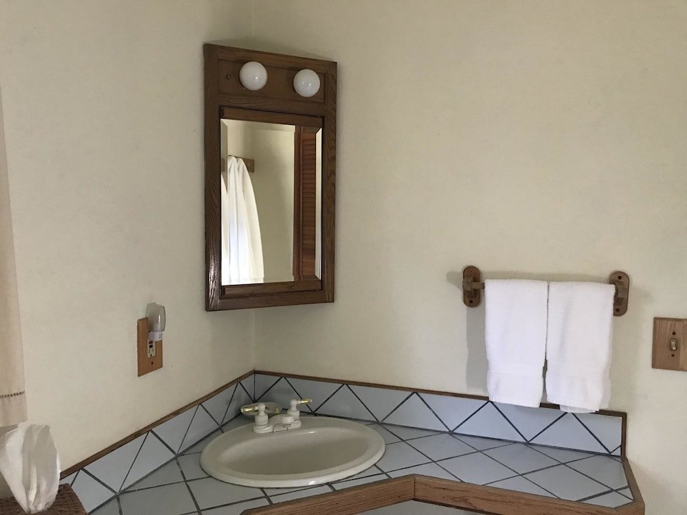 Фото Backyard Garden Oasis