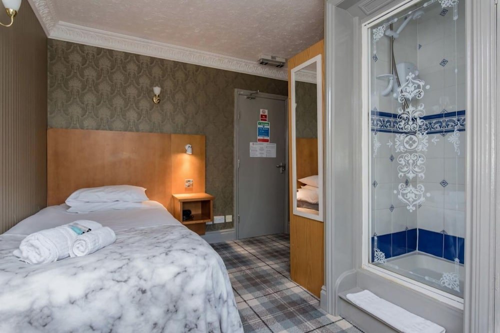 Фото Quayside Hotel & Bar