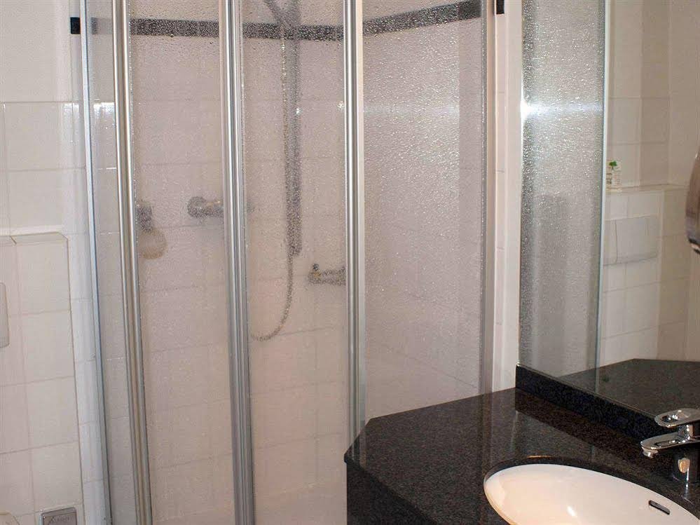 Фото Entrée Hotel Groß Borstel