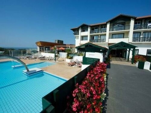 Гостиница Hôtel Les Terrasses d'Atlanthal в Байонне
