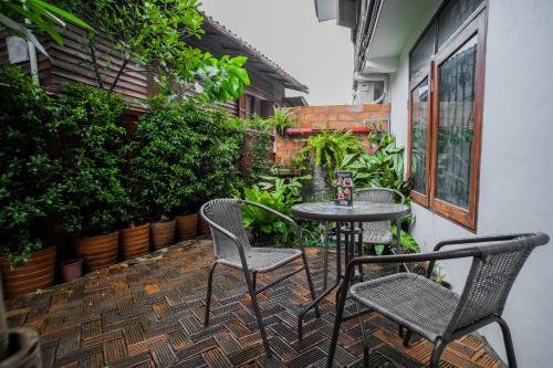 Фото SamSibSan Hostel