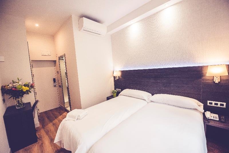 Фото Hostal Marlasca