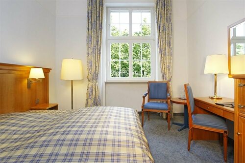 Внешний вид отеля Schlosshotel Karlsruhe в Карлсруэ, фото 3