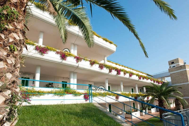 Фото Cala Corvino Hotel Resort
