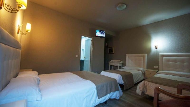 Фото Hotel El Pradet