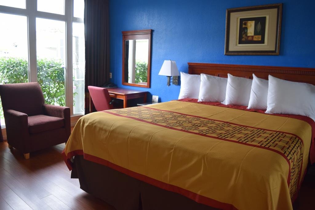 Фото Encore Motel