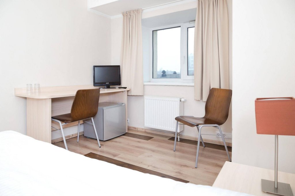 Фото Corner Hotel