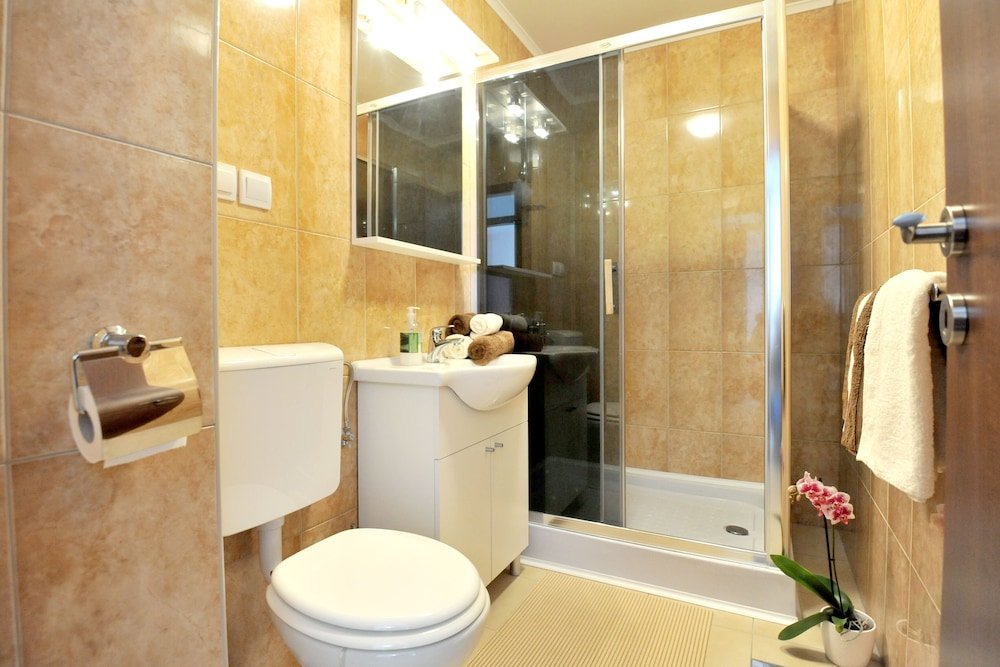 Фото California Apartments