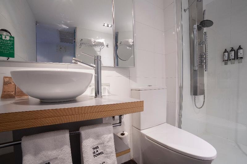 Фото Petit Palace Plaza España