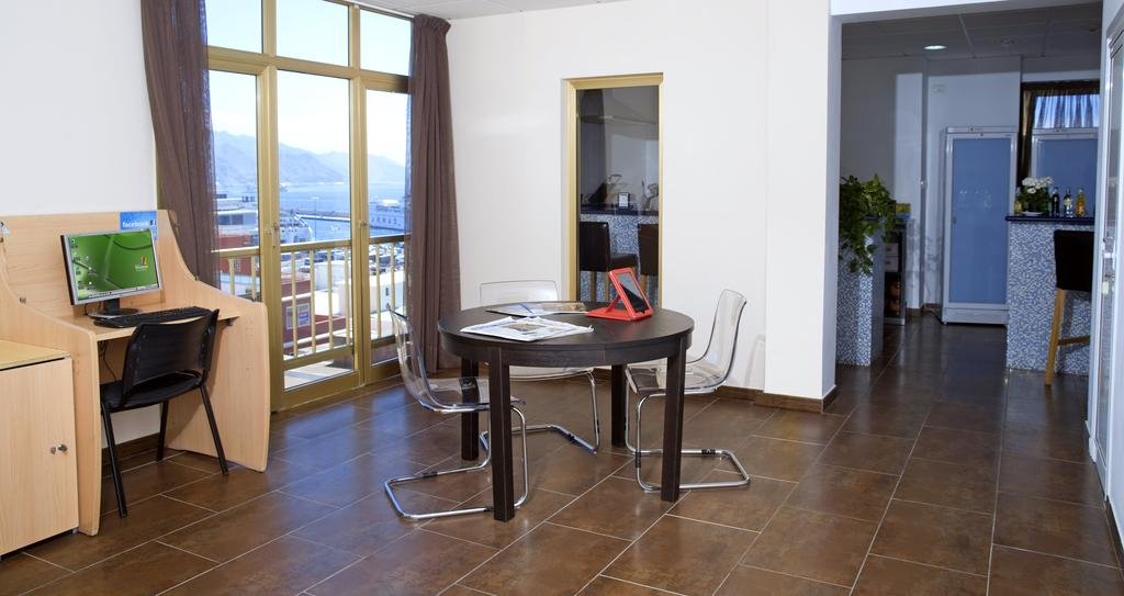 Фото Hotel Adonis Capital