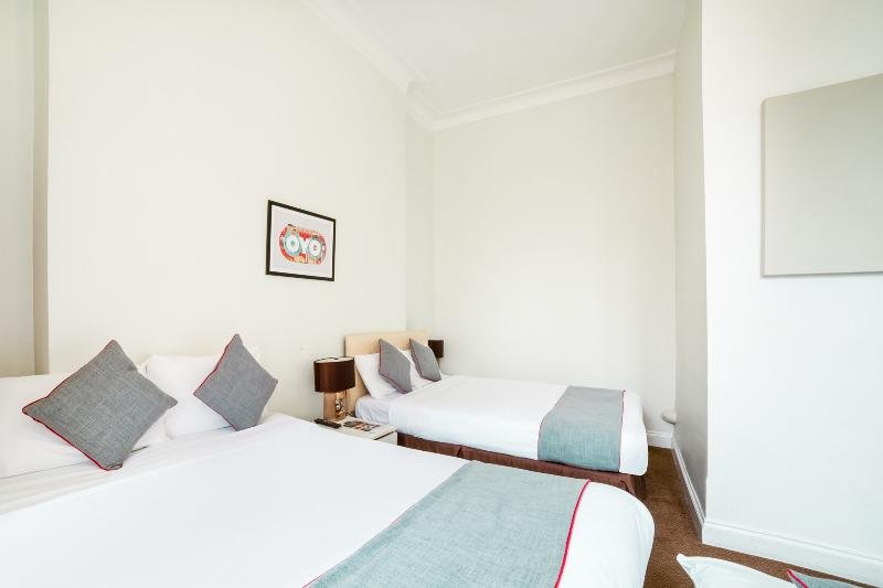 Фото 1 Lexham Gardens Hotel