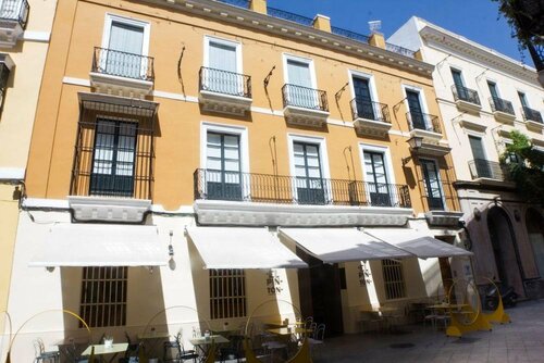 Гостиница Eva Recommends Francos Pintón в Севилье