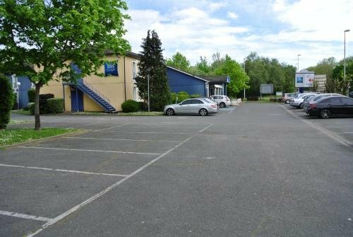 Гостиница Ibis budget Marne la Vallee Bry sur Marne