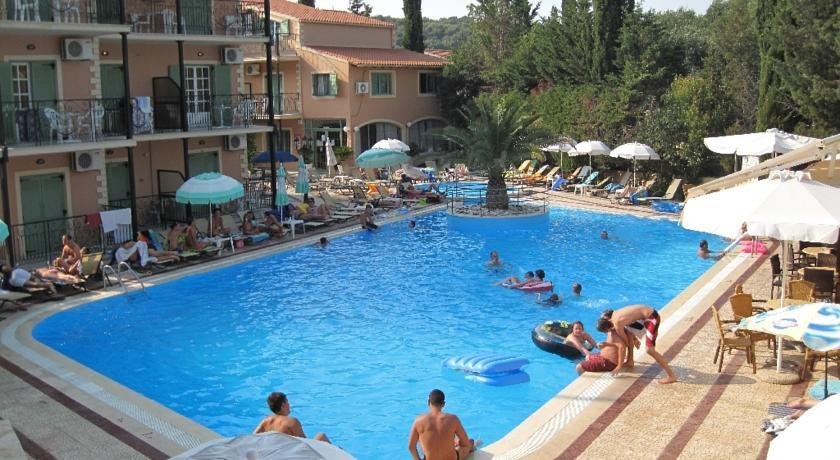 Фото Philippos Apartments