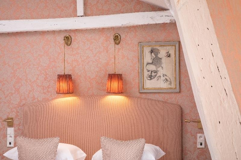 Фото Odeon Hotel