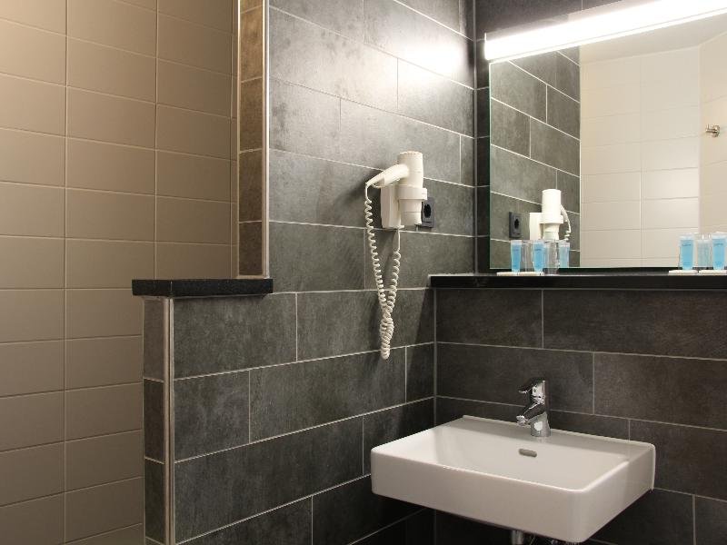 Фото Bastion Hotel Maastricht Centrum