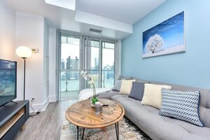 Trips Furnished Suites Cn Tower