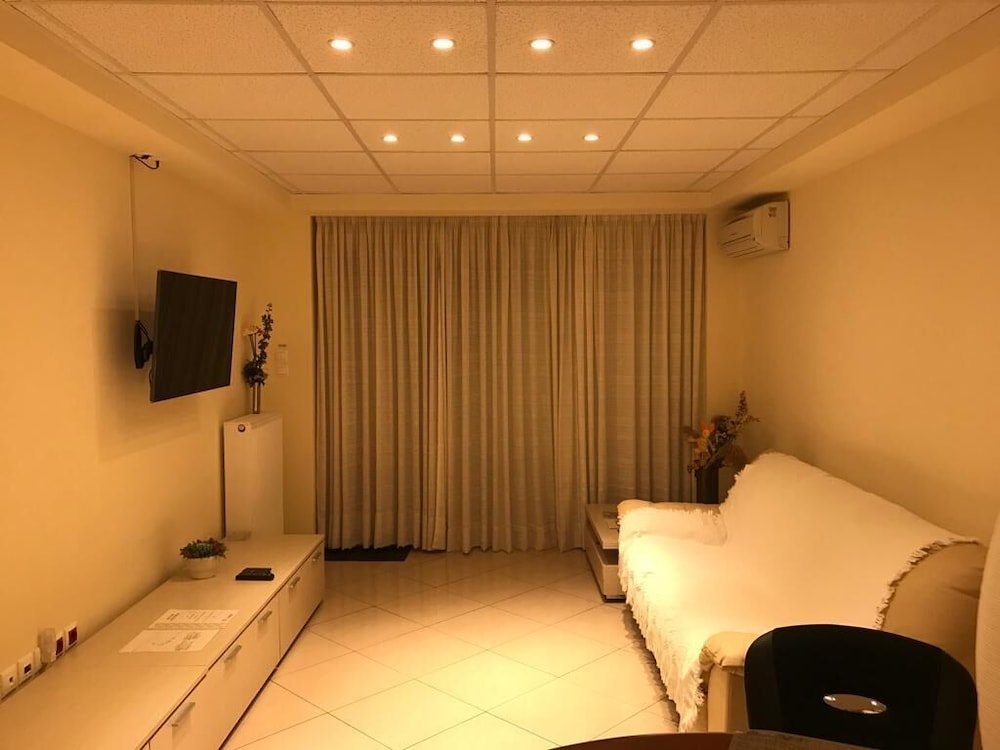 Фото Hector Apartment Airport