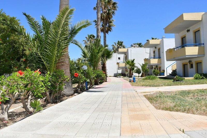 Гостиница Kos Olympia Apartment at Lambi Beach в Косе