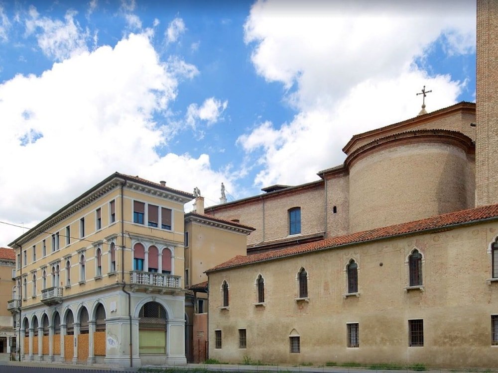 Фото Venice Popular Apartment