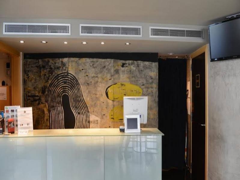 Фото Apartamentos Turisticos Madanis