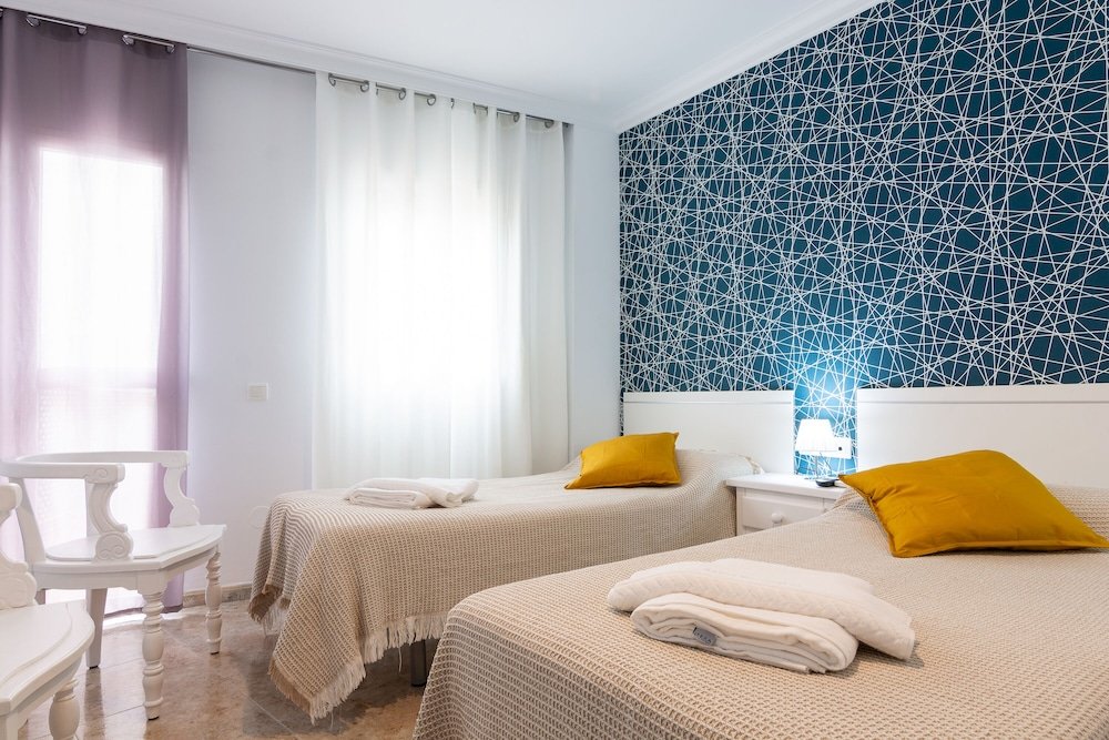 Фото Hostal Luna de Nerja