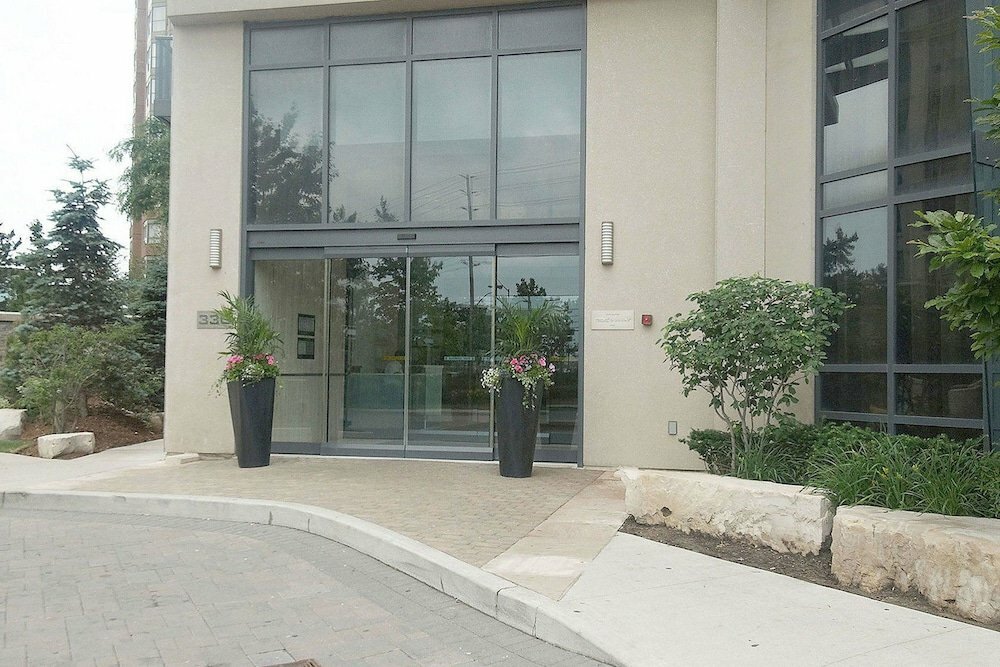 Hotel Square One Comfort Suite by Elite Suites, Mississauga, photo