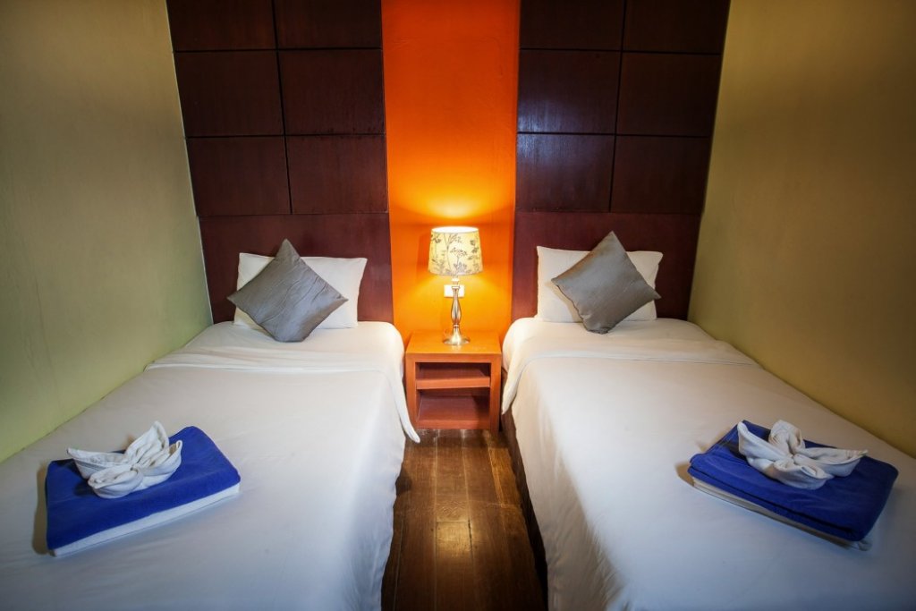 Фото Hisea Huahin Hotel