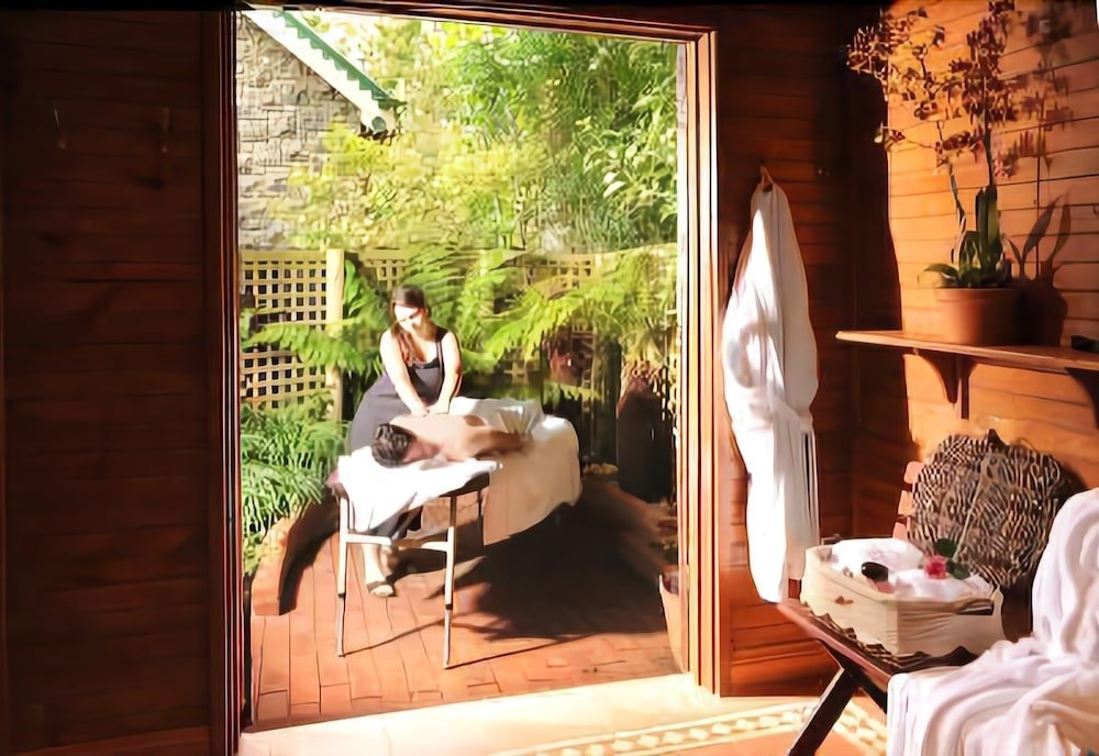 Фото Mary Card's Coach House