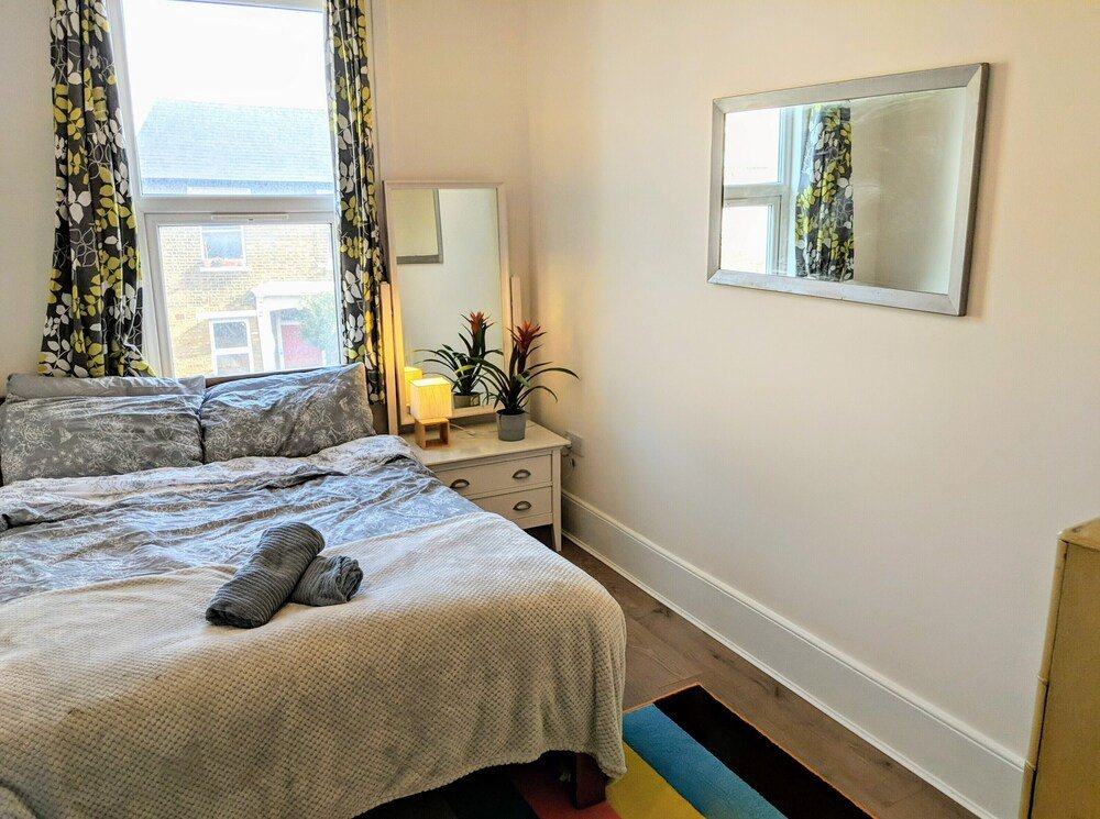 Фото TopHome Stoke Newington