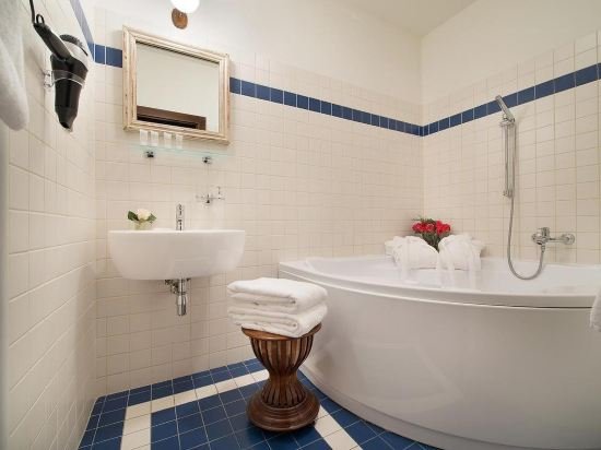 Фото Maximilian Lifestyle Resort