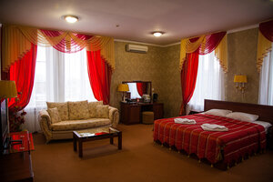 Grant (Kamensk-Shakhtinskiy, pereulok Krupskoy, 51), hotel