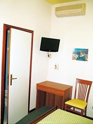 Фото Hotel Tuscolano