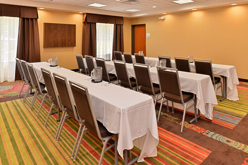 Гостиница Holiday Inn Express & Suites Ironton, an Ihg Hotel в Айронтоне