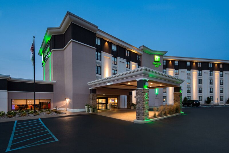Гостиница Holiday Inn Milwaukee Riverfront, an Ihg Hotel